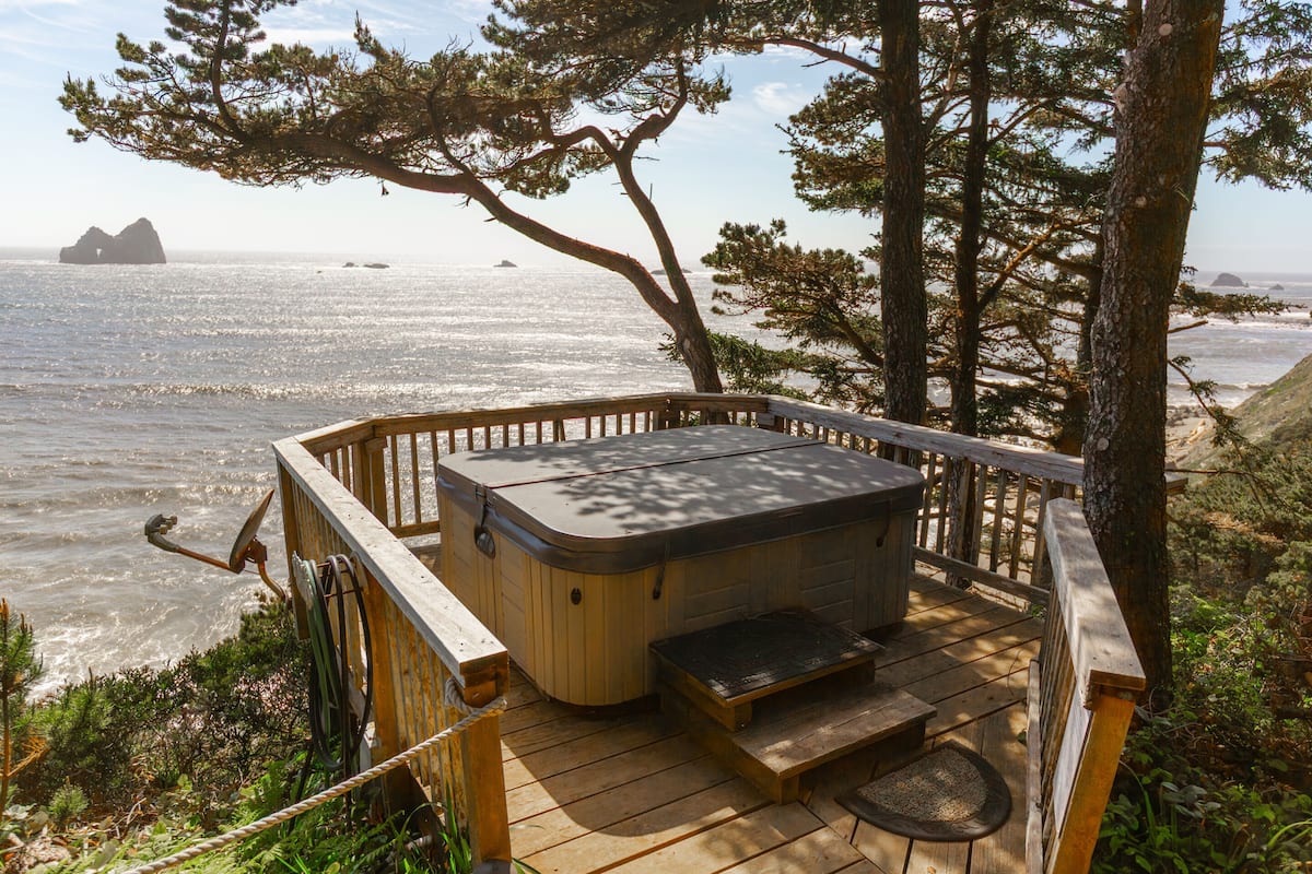 Nhà Deluxe, phòng tắm riêng, quang cảnh biển (Honeymoon Cove) | Ngoại thất