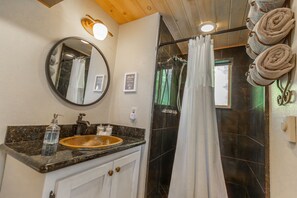 Deluxe House, Private Bathroom, Ocean View (Honeymoon Cove) | Bahagian dalam