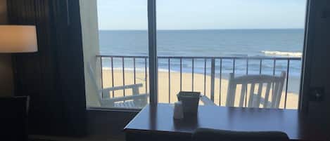 Premier Studio, 2 Queen Beds, Kitchenette, Oceanfront | Balcony view