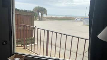 Comfort Double or Twin Room, 2 Queen Beds, Non Smoking, Kitchenette | Terrace/patio