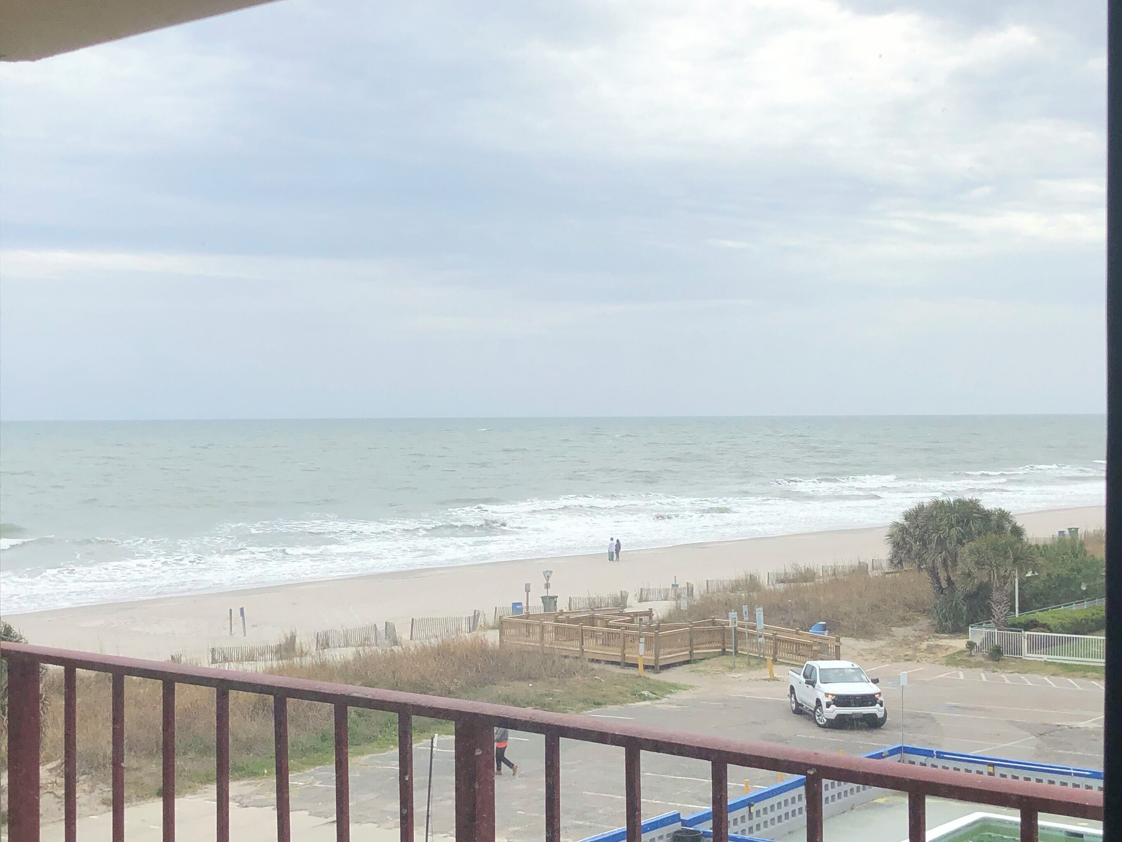 Deluxe Studio, 1 Queen Bed, Non Smoking, Ocean View | Terrace/patio