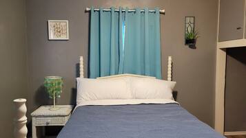 2 habitaciones, tabla de planchar con plancha y wifi gratis