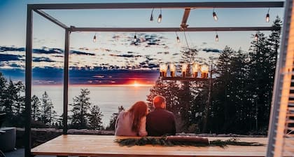 Mervue Estate at Crook Point