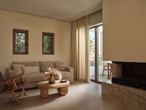 Smart TV, fireplace