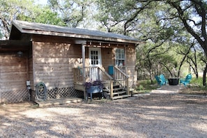 Exterior - Austin Cabin (Austin)