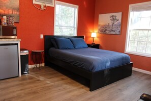 1 bedroom, desk, iron/ironing board, free WiFi - Austin Cabin (Austin)