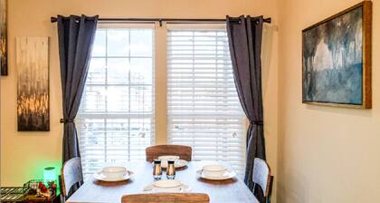 Spacious & Modern 2 Bedroom