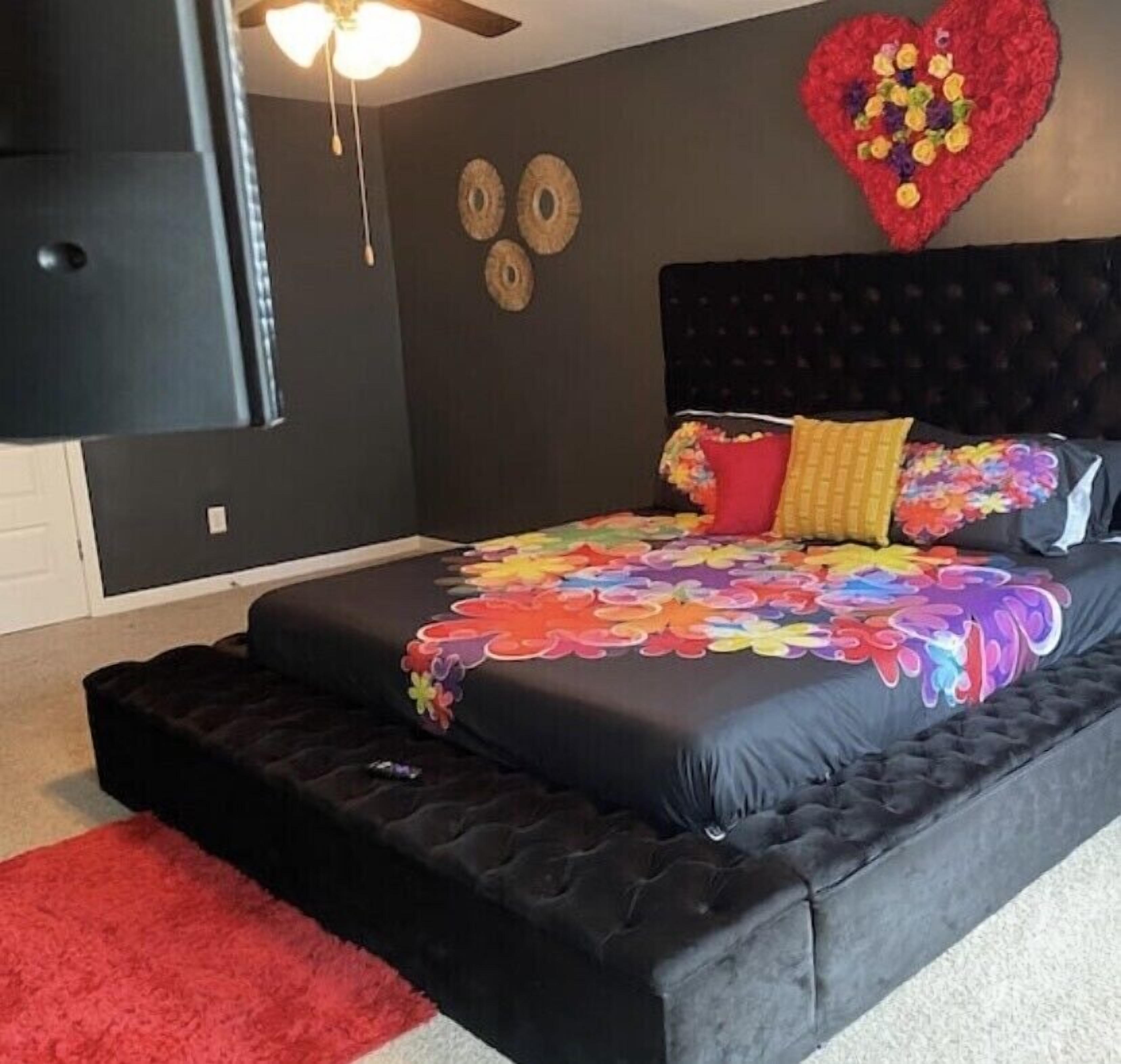 S&S LUXE RENTAL Romantic family get away.