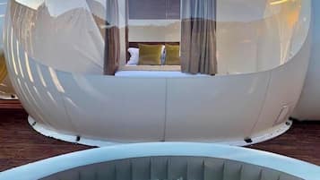 Decoración personalizada, muebles diferentes y wifi gratis