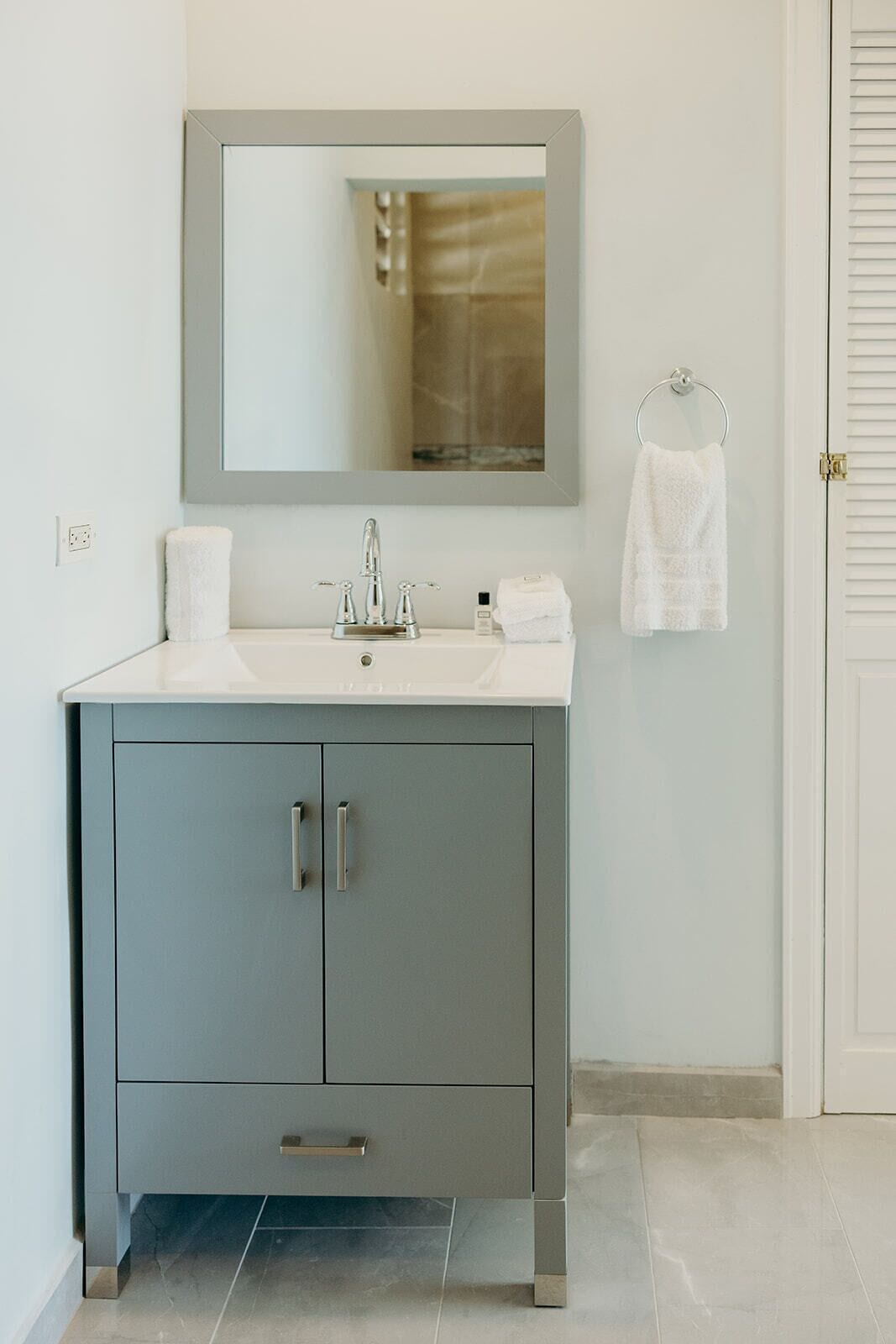 villa, 1 king bed, beach view, beachside | bathroom | shower, hair dryer, towels