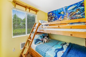 2 chambres, fer et planche à repasser, Internet gratuit, draps fournis