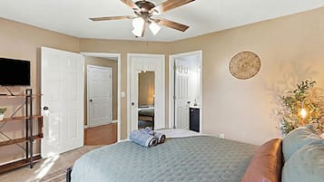 2 bedrooms, iron/ironing board, travel cot, free WiFi
