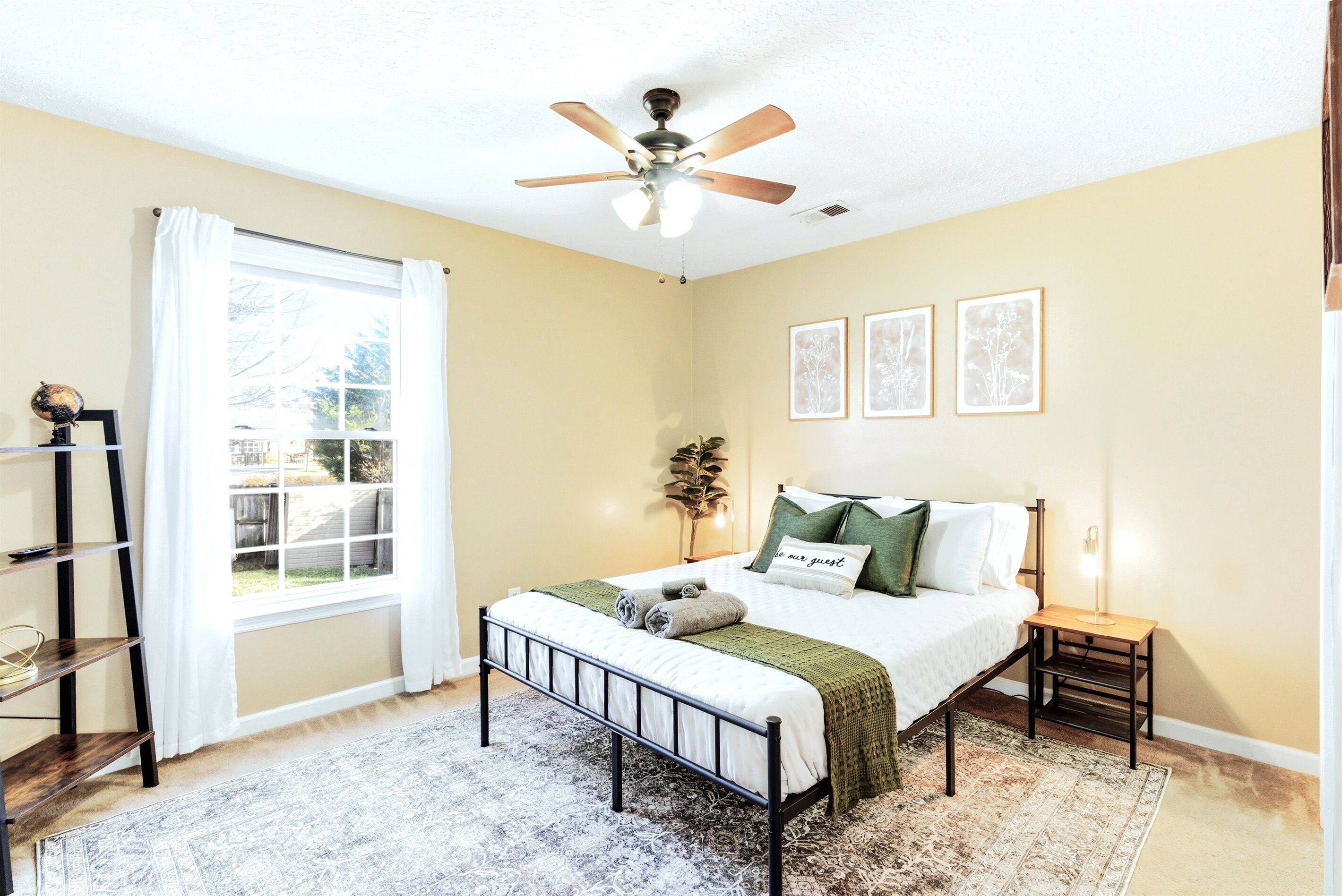 2 室のベッドルーム、アイロン / アイロン台、旅行用ベビーベッド、WiFi (無料)