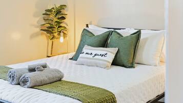 2 bedrooms, iron/ironing board, travel crib, free WiFi