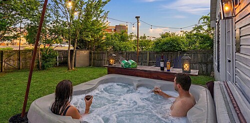Relaxing Hot Tub | S’mores Fire Pit | Garage