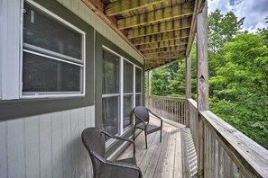Terrace/patio - 4 Mi to Sugar Mtn Resort! Family-Friendly Retreat (Banner Elk)