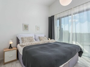 4 Schlafzimmer, Reisekinderbett, kostenloses WLAN