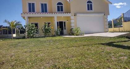 Nice Brand new house located 25 minute from Tubing cicaman