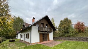 House - Javornik Kjh332 in Rudn k (Mlade Buky)