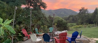 Breathtaking Mountainside Farm Resort -10 min to VA TECH, 20 to Aquatic Center