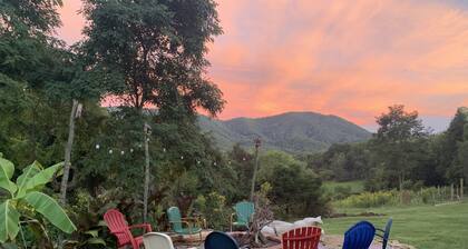 Breathtaking Mountainside Farm Resort -10 min to VA TECH, 20 to Aquatic Center