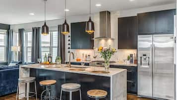 Fridge, coffee/tea maker, cookware/dishes/utensils