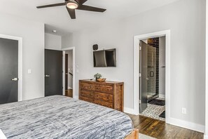 4 bedrooms, iron/ironing board, travel crib, WiFi