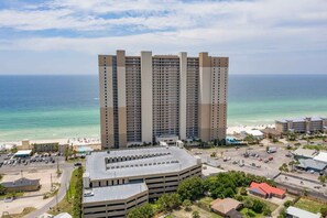Exterior - CORNER UNIT 3rd floor Beachfront~Panoramic View~walk to Pier Park King BR +Bunks (Panama City Beach)