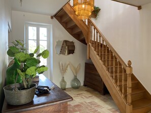 Interior - Farmhouse Sleeps 11 with Shared Pool (Eymet)