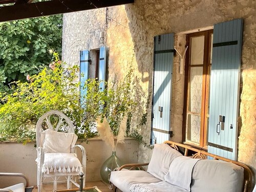 Saint-Marthe Sleeps 20 with Pool