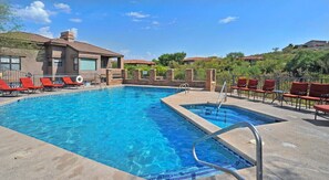 Outdoor pool, a heated pool - Beautiful mountain views from every window (Tucson)