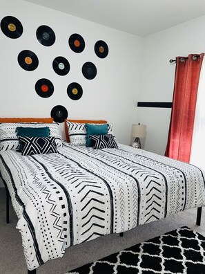 1 bedroom, iron/ironing board, free WiFi, bed sheets