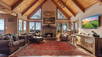 TV, fireplace, DVD player