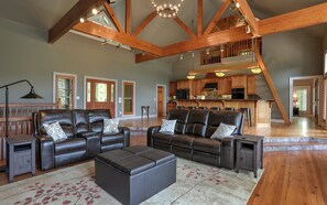 Smart-TV, peis, fotballspill og bordtennis