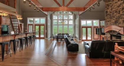Fireside Sips, Soothing Hot Tub Soaks, Hiking Trails, Lakeside Dining & Scenic Golf - Field of Stars