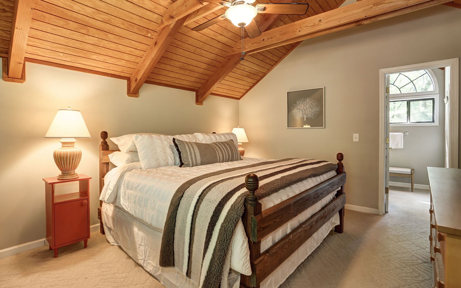 3 bedrooms, free WiFi, bed sheets