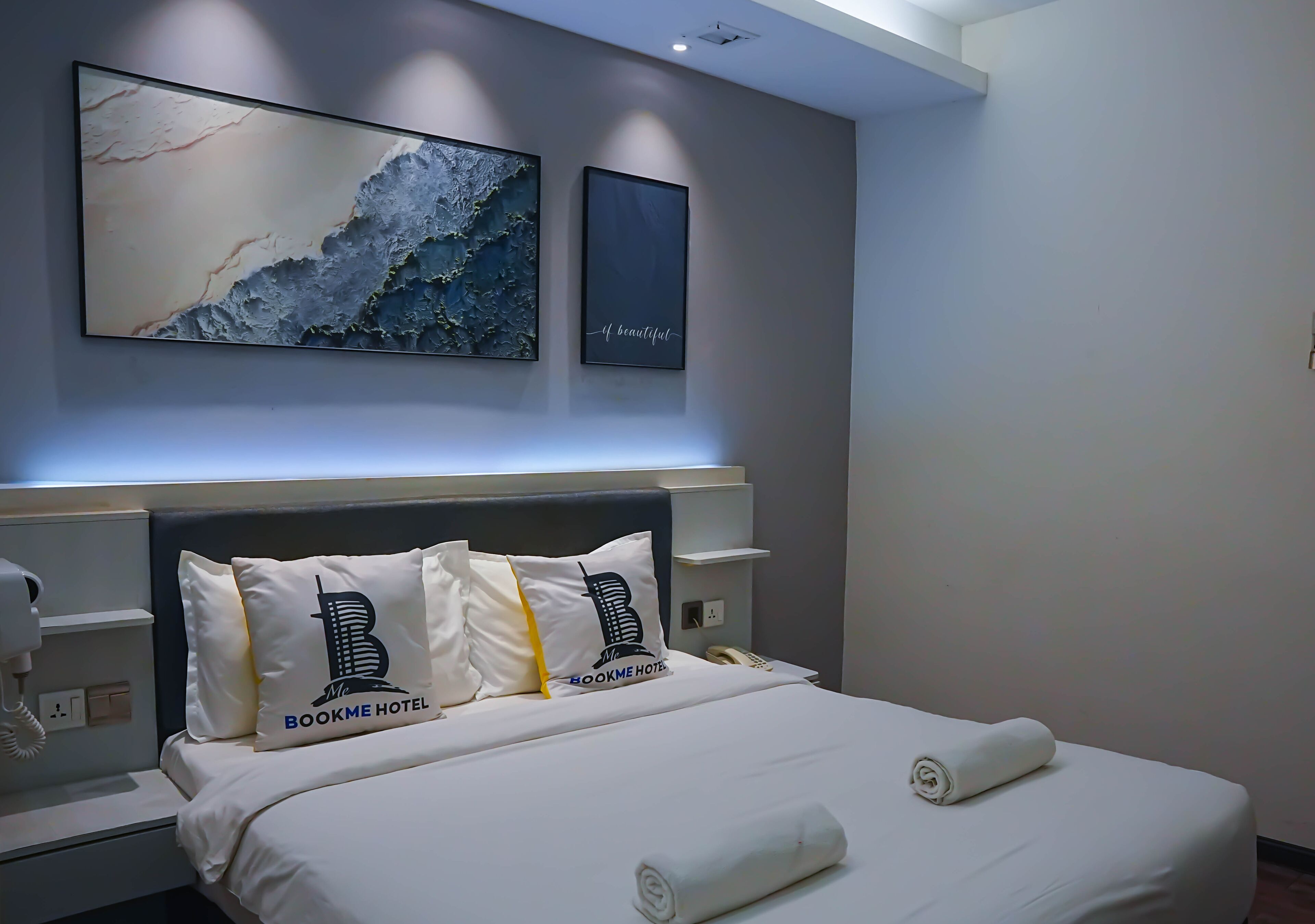 مكواة/لوح كي وواي فاي مجانًا