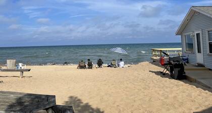 Two Bedroom Cabin On The Beach, sleeps 6
