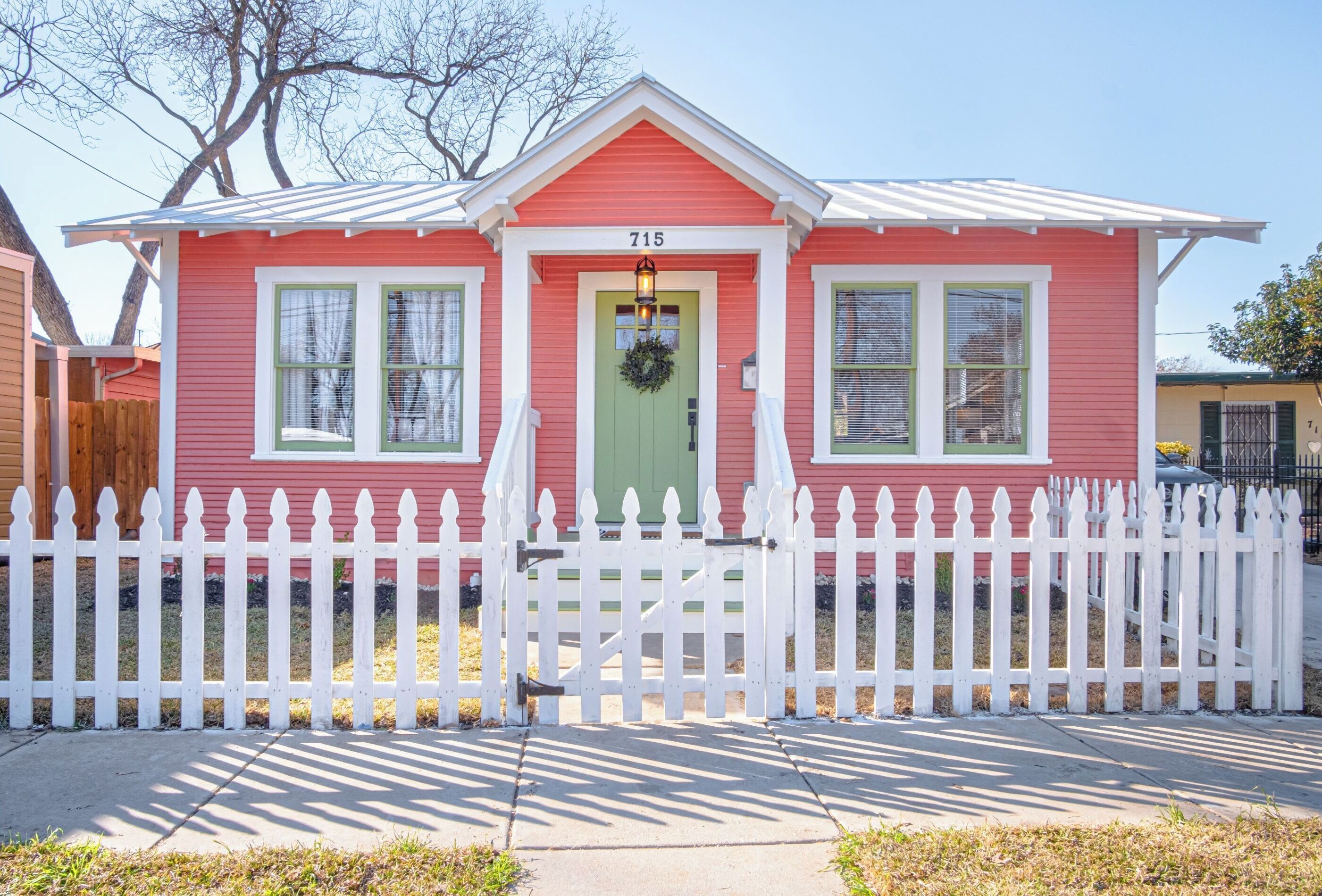 Dazzling 3 Br/2 BA Home Near Downtown Tower Americas