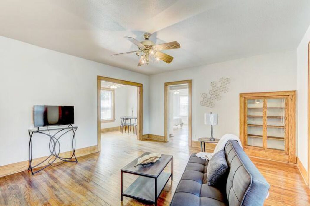 🚶OC University 🎓Fast Wifi⚡Slps 4 🧒🧑 