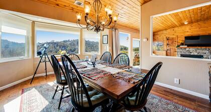 Ideal lakeview getaway with furnished deck, gas grill, & full kitchen