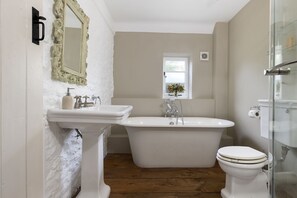 Badewanne, Haartrockner