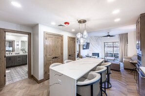 Dining - *President's Day Sale* Save up to 30% on Park City Ski Vacations, 72 Hours Only! (Park City)