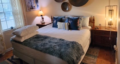 Family Friendly very quiet neighborhood!