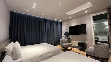 Literie de qualité supérieure, surmatelas, bureau
