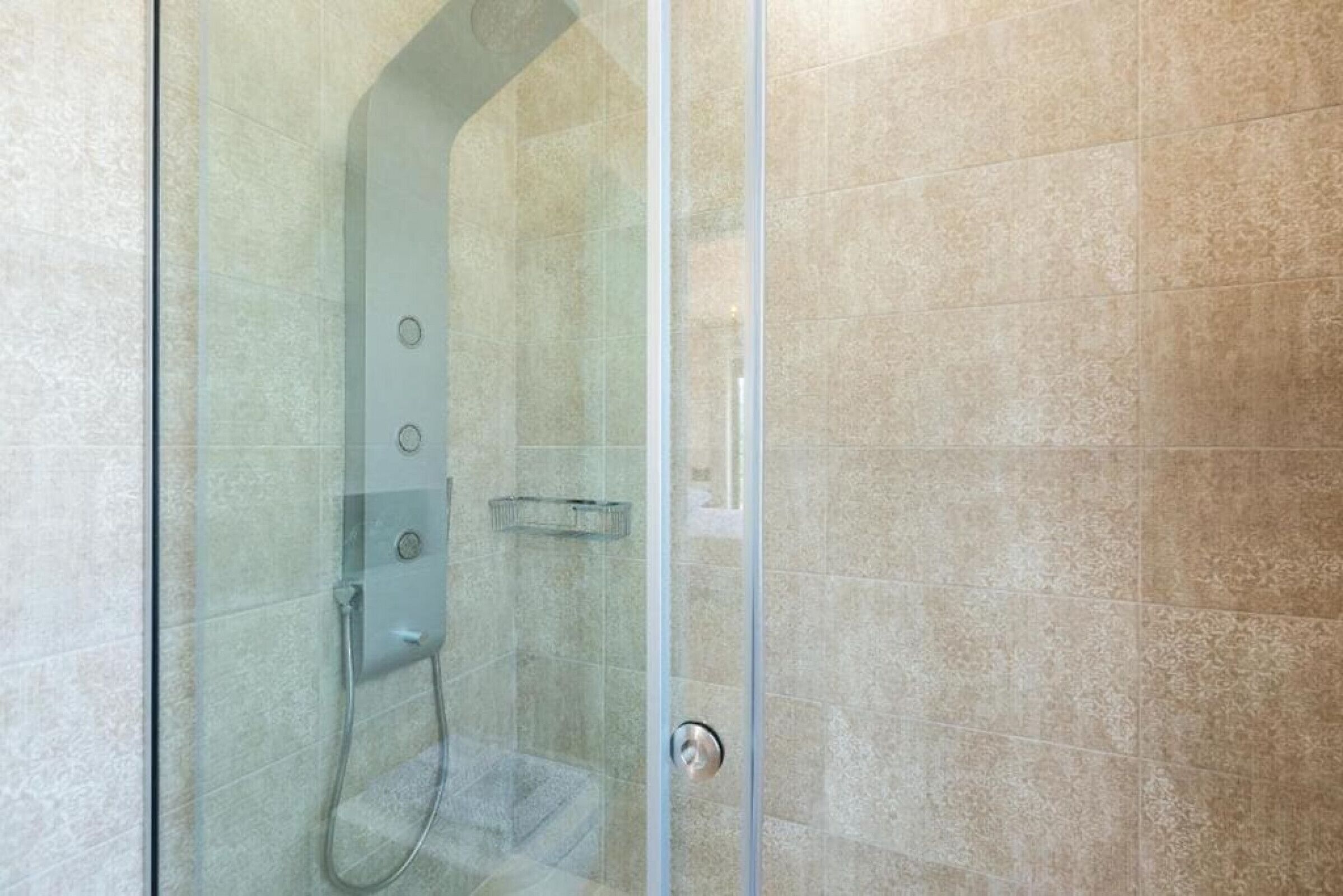 Villa Noboa - Sea view, Spacious and Cozy. 5BD.