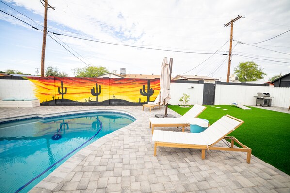 Outdoor pool, a heated pool