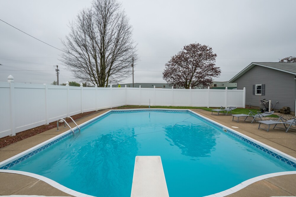 Peabody Place | 3 Bed, 1 Bath