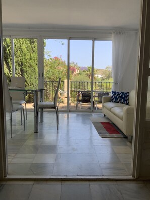 Smart TV, fireplace, books - Villa near Mojacar, Almeria, Spain overlooking a lush valley. (Turre)