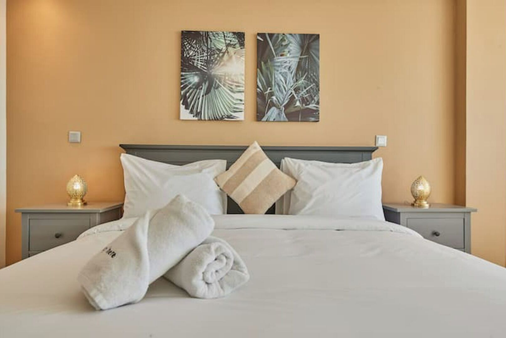 2 soverom, strykejern/-brett, wi-fi (inkludert) og sengetøy